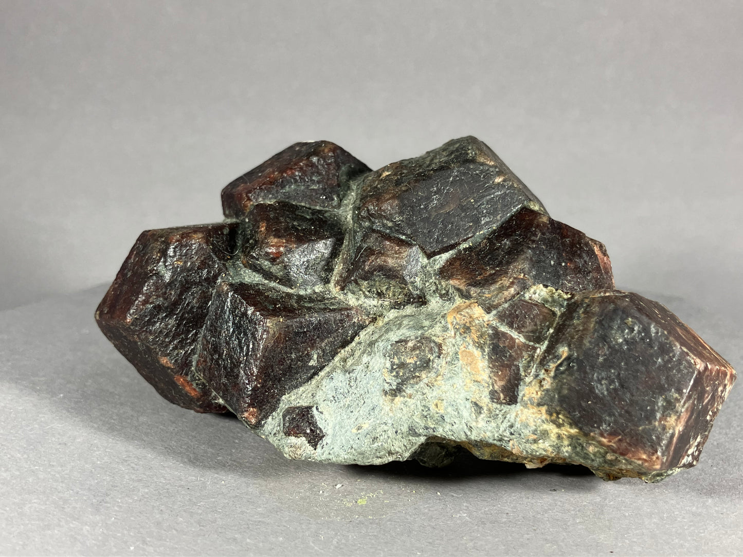 Granat - Ötztal ca. 9,5x6cm