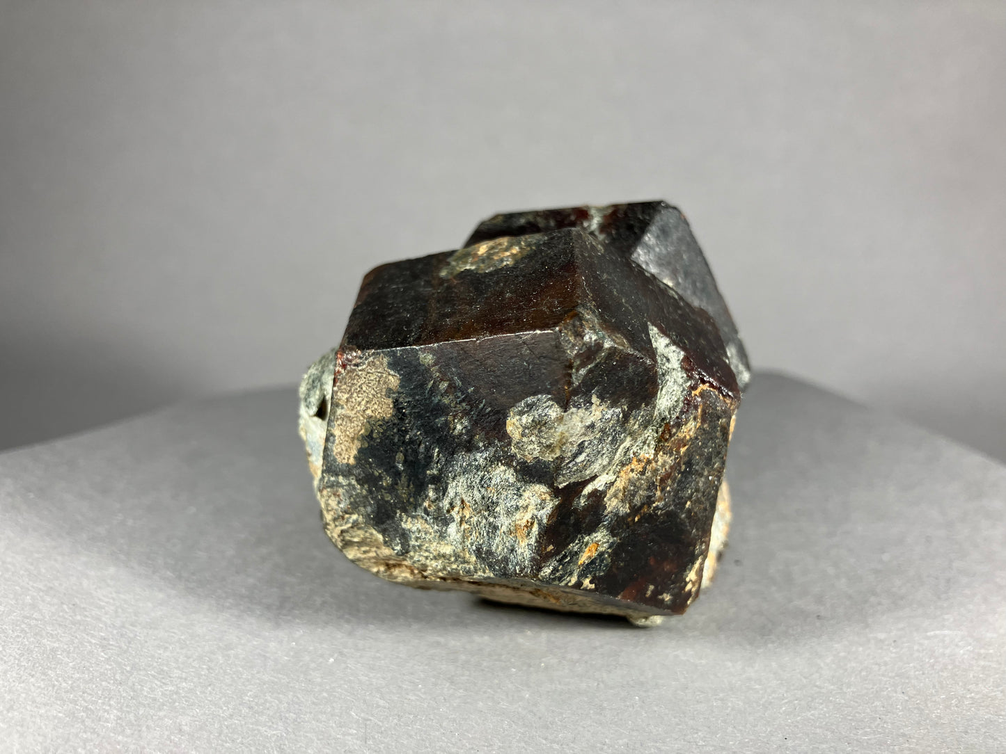 Granat - Ötztal ca. 6,5x5,5cm