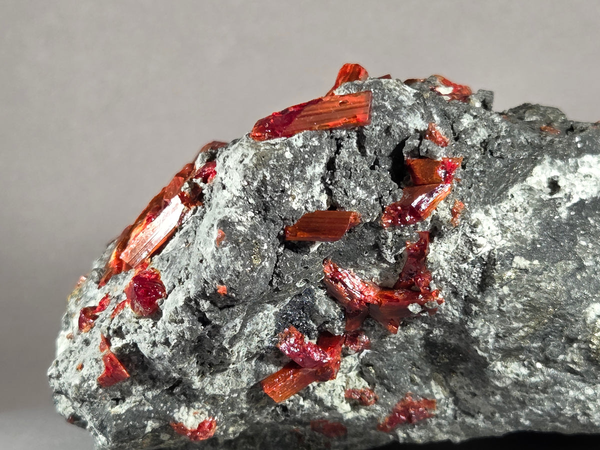 Realgar - Maramures/Rumänien ca. 14x14cm