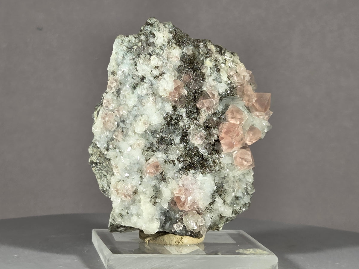 rosa Fluorit/Adular - Göschen/Schweiz ca. 5x5cm