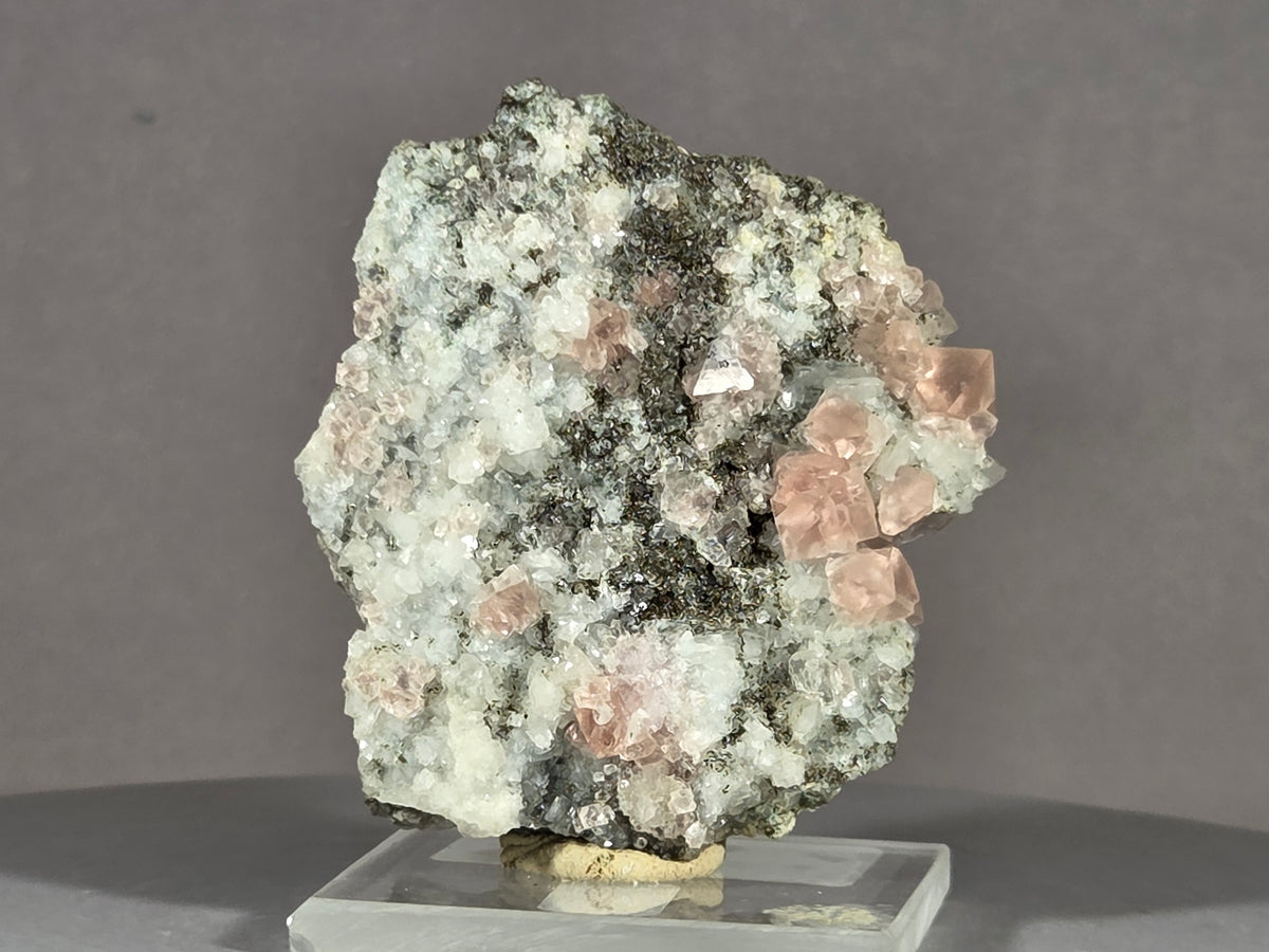 rosa Fluorit/Adular - Göschen/Schweiz ca. 5x5cm