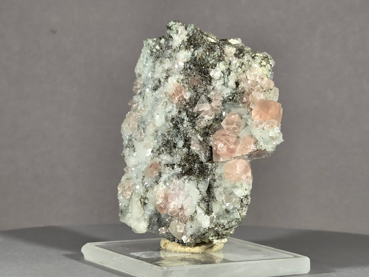 rosa Fluorit/Adular - Göschen/Schweiz ca. 5x5cm