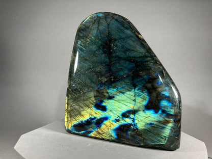 Labradorit - Maniry/Madagaskar ca. 12,5x11cm