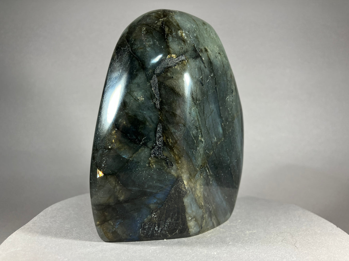 Labradorit - Maniry/Madagaskar ca. 11x9,5cm