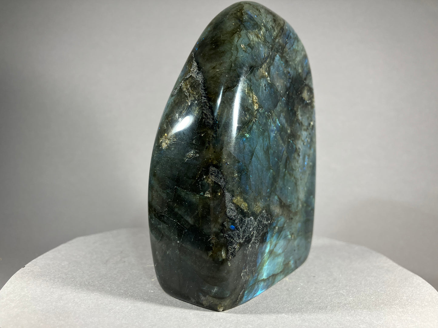 Labradorit - Maniry/Madagaskar ca. 11x9,5cm