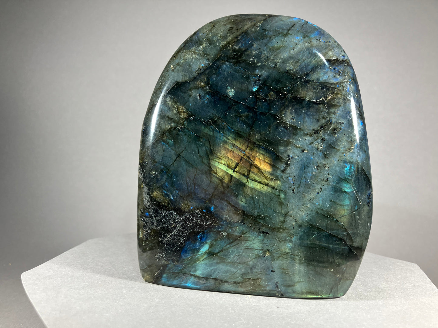 Labradorit - Maniry/Madagaskar ca. 11x9,5cm