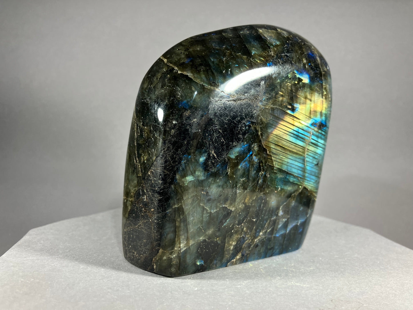 Labradorit - Maniry/Madagaskar ca. 9,5x8,5cm