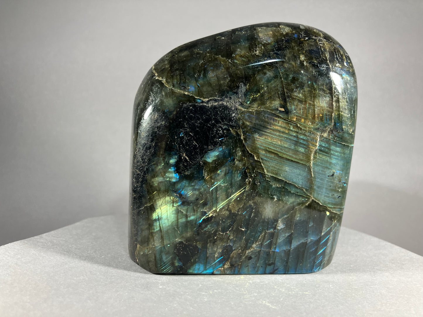 Labradorit - Maniry/Madagaskar ca. 9,5x8,5cm