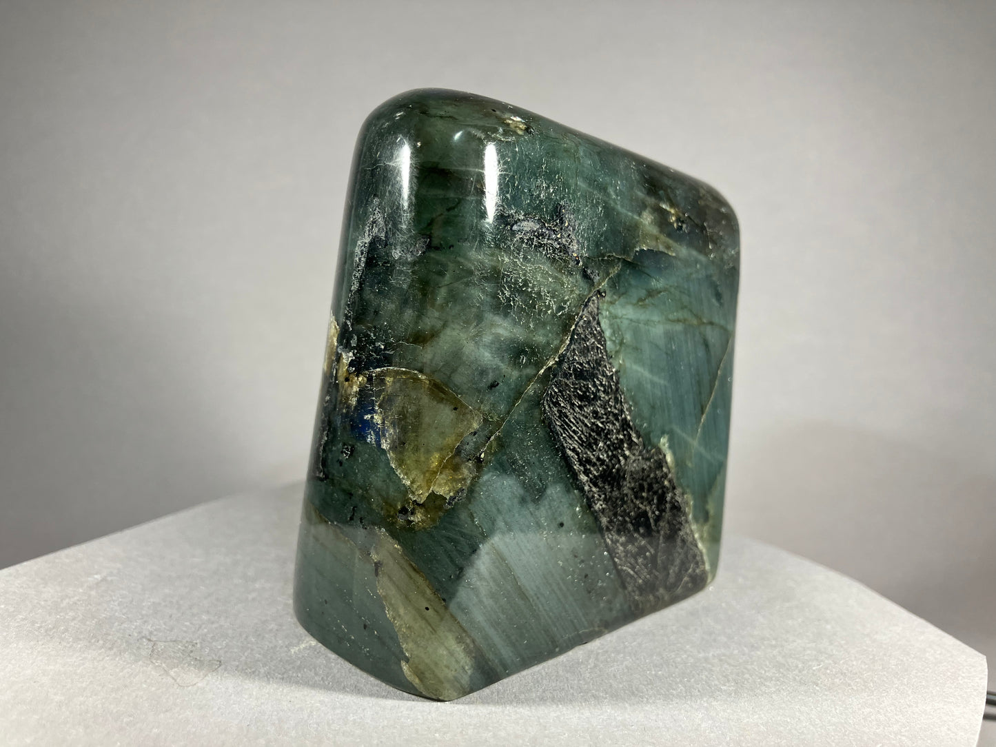 Labradorit - Maniry/Madagaskar ca. 8,5x9cm