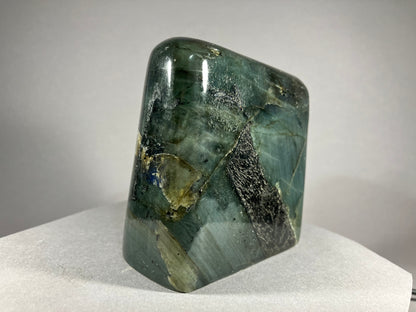 Labradorit - Maniry/Madagaskar ca. 8,5x9cm