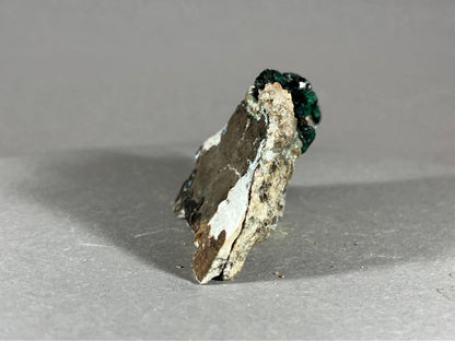 Malachit/Quarz - Kambove/Kongo ca. 6x3,2cm