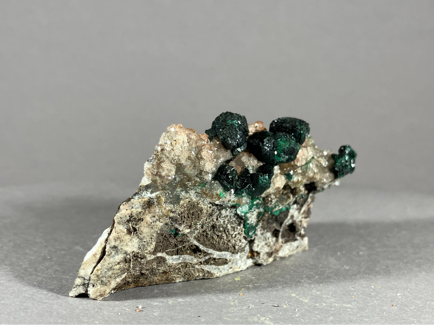 Malachit/Quarz - Kambove/Kongo ca. 6x3,2cm