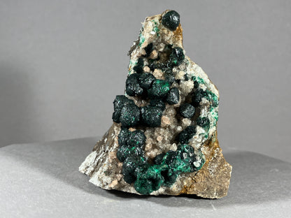 Malachit/Quarz - Kambove/Kongo ca. 8x6,5cm