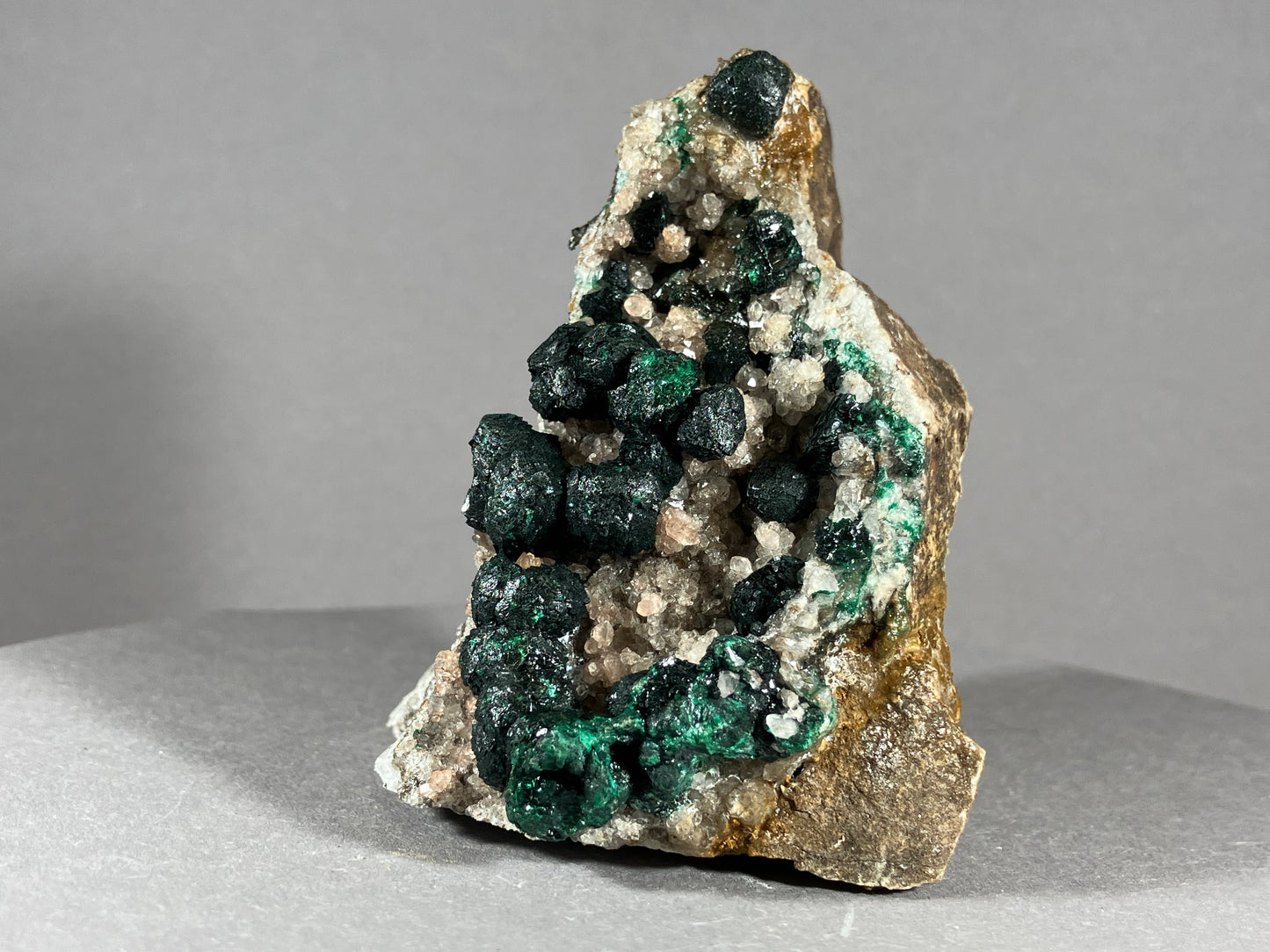 Malachit/Quarz - Kambove/Kongo ca. 8x6,5cm