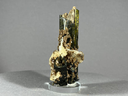 Turmalin/Cleavelandit/Lepidolith - Minas Gerais/Brasilien ca. 6,8x4cm