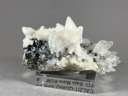 Calcit/Quarz/Sphalerit - Baia Mare/Rumänien ca. 6,5x4cm