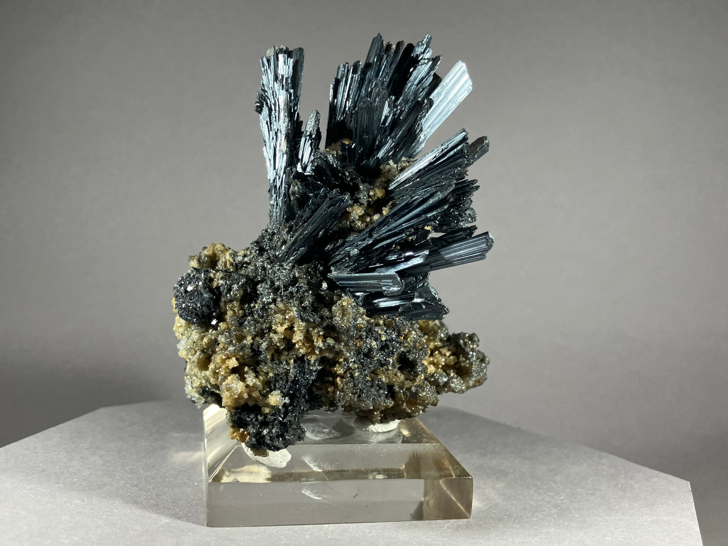 Antimonit - Maramures/Rumänien ca. 9x9cm