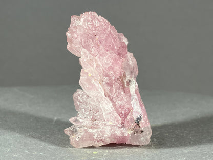 Rosenquarz - Minas Gerais/Brasilien ca. 4,5x2,5cm