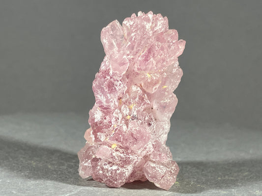 Rosenquarz - Minas Gerais/Brasilien ca. 4,5x2,5cm