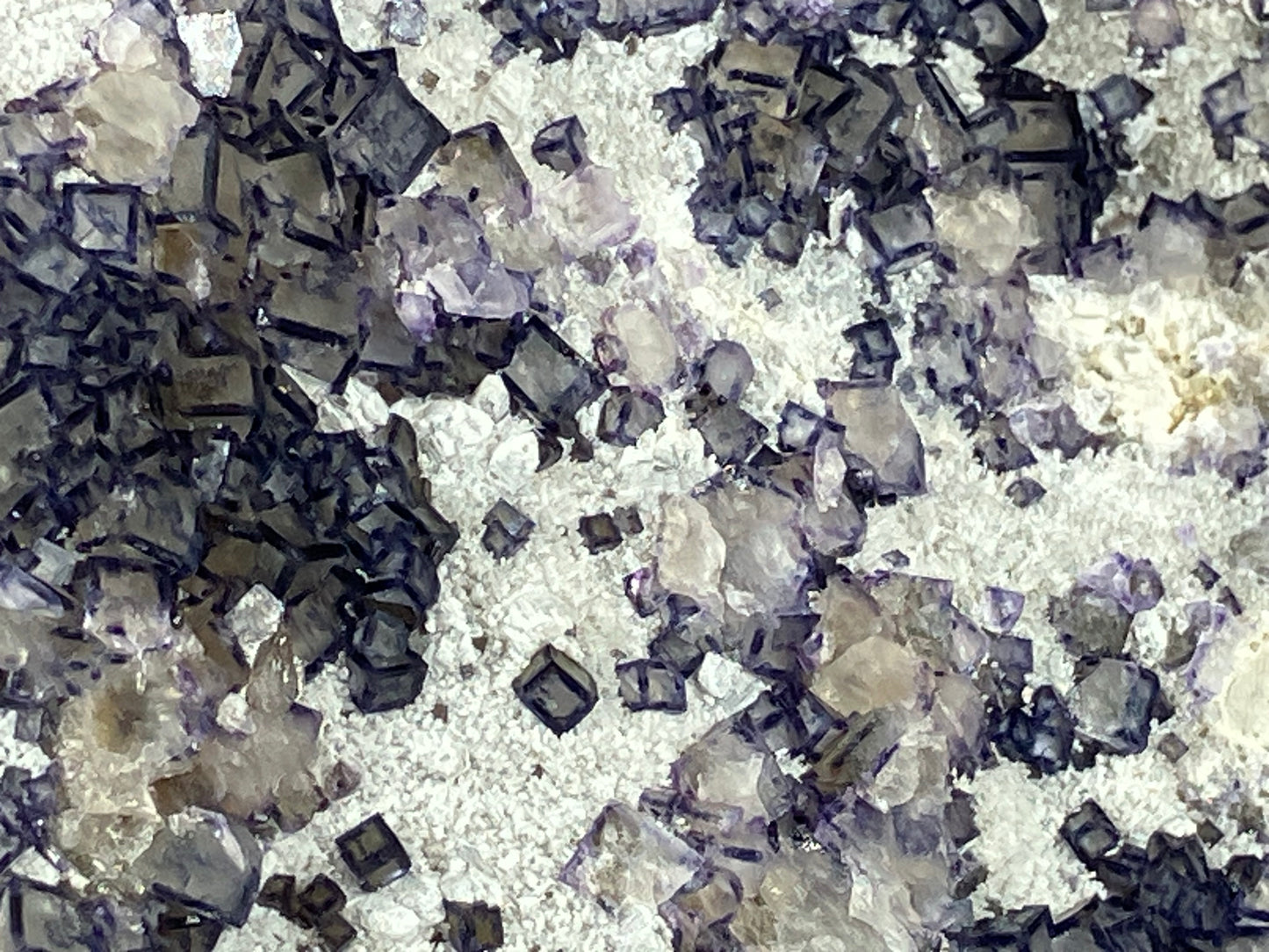 Fluorit - Chifeng/China ca. 9x7cm