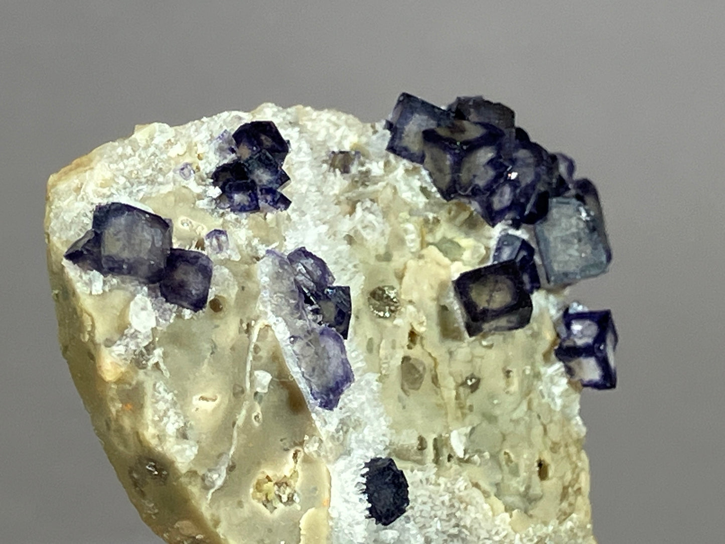 Fluorit - Chifeng/China ca. 3,5x3cm