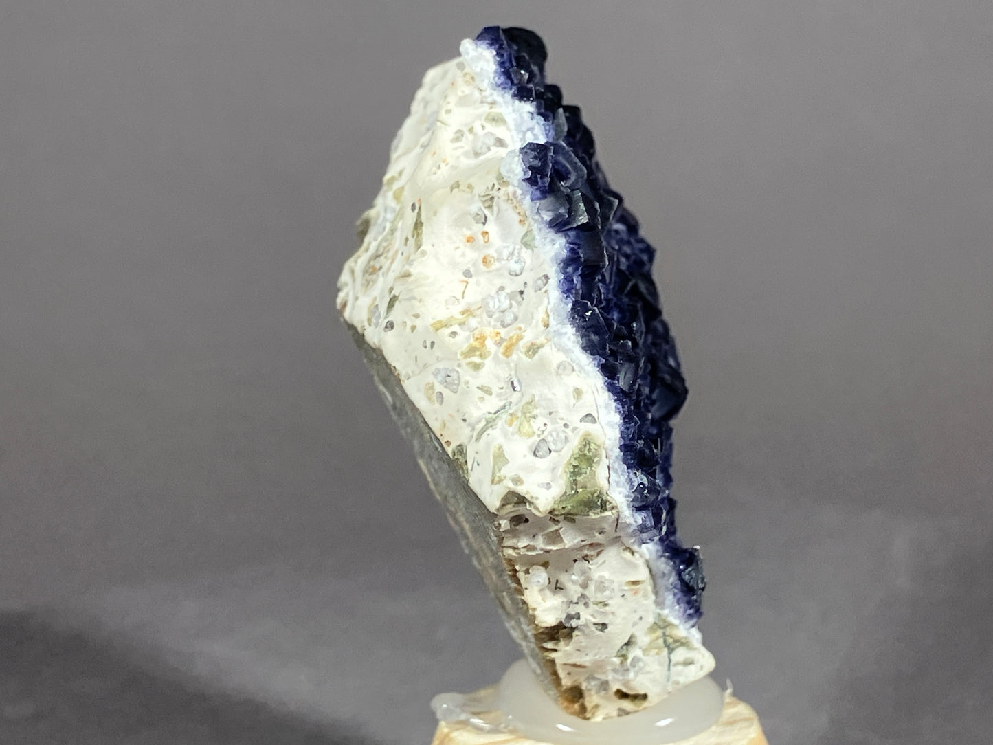 Fluorit - Chifeng/China ca. 4x3,5cm