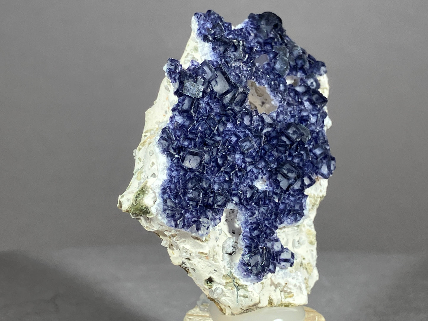 Fluorit - Chifeng/China ca. 4x3,5cm