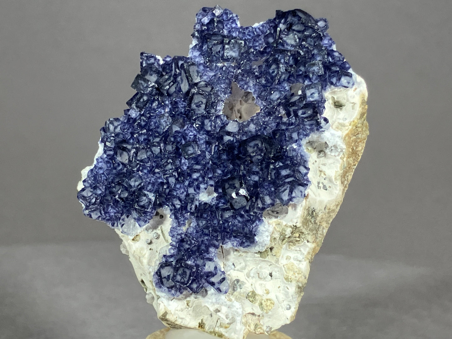 Fluorit - Chifeng/China ca. 4x3,5cm