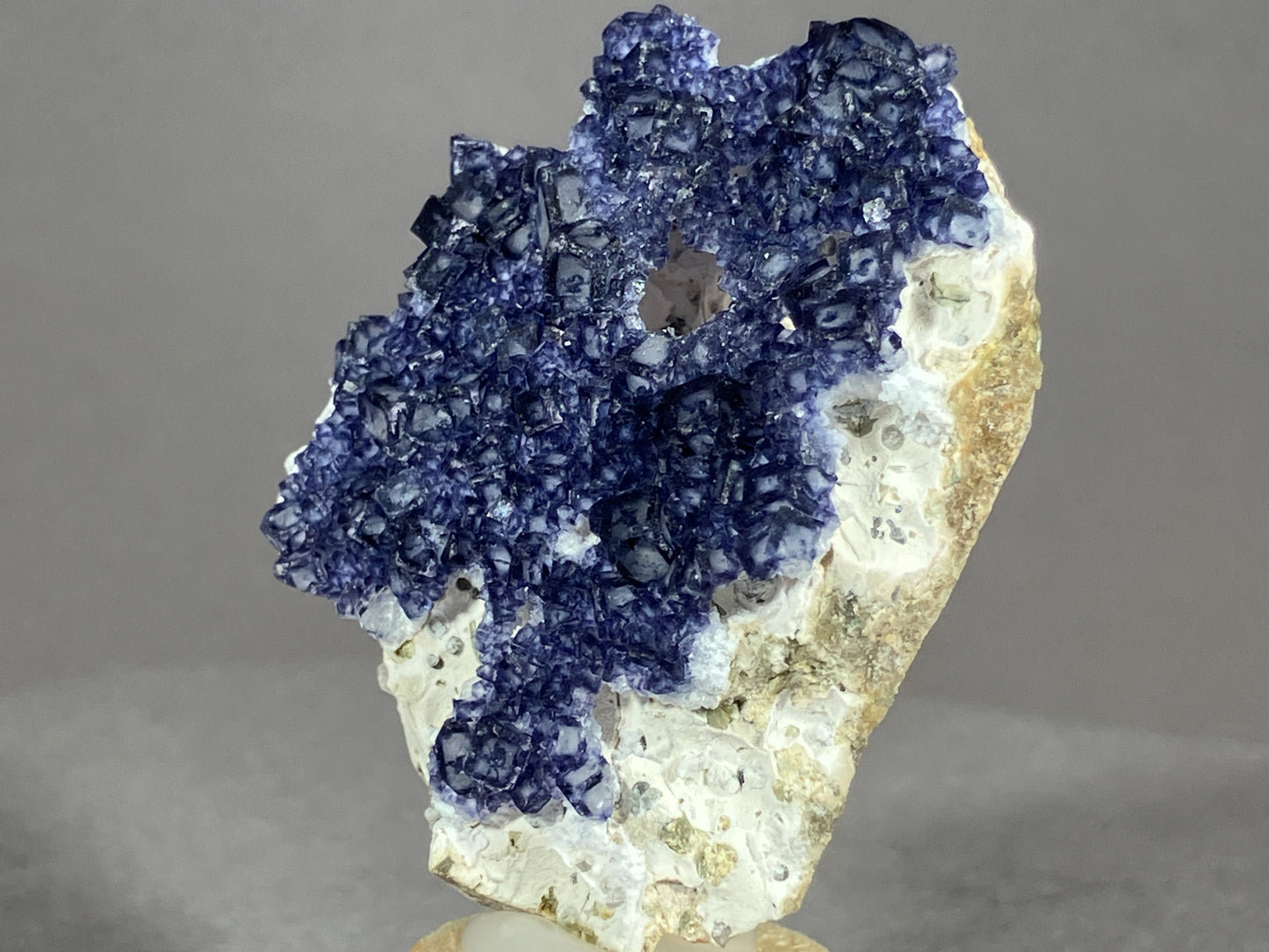 Fluorit - Chifeng/China ca. 4x3,5cm
