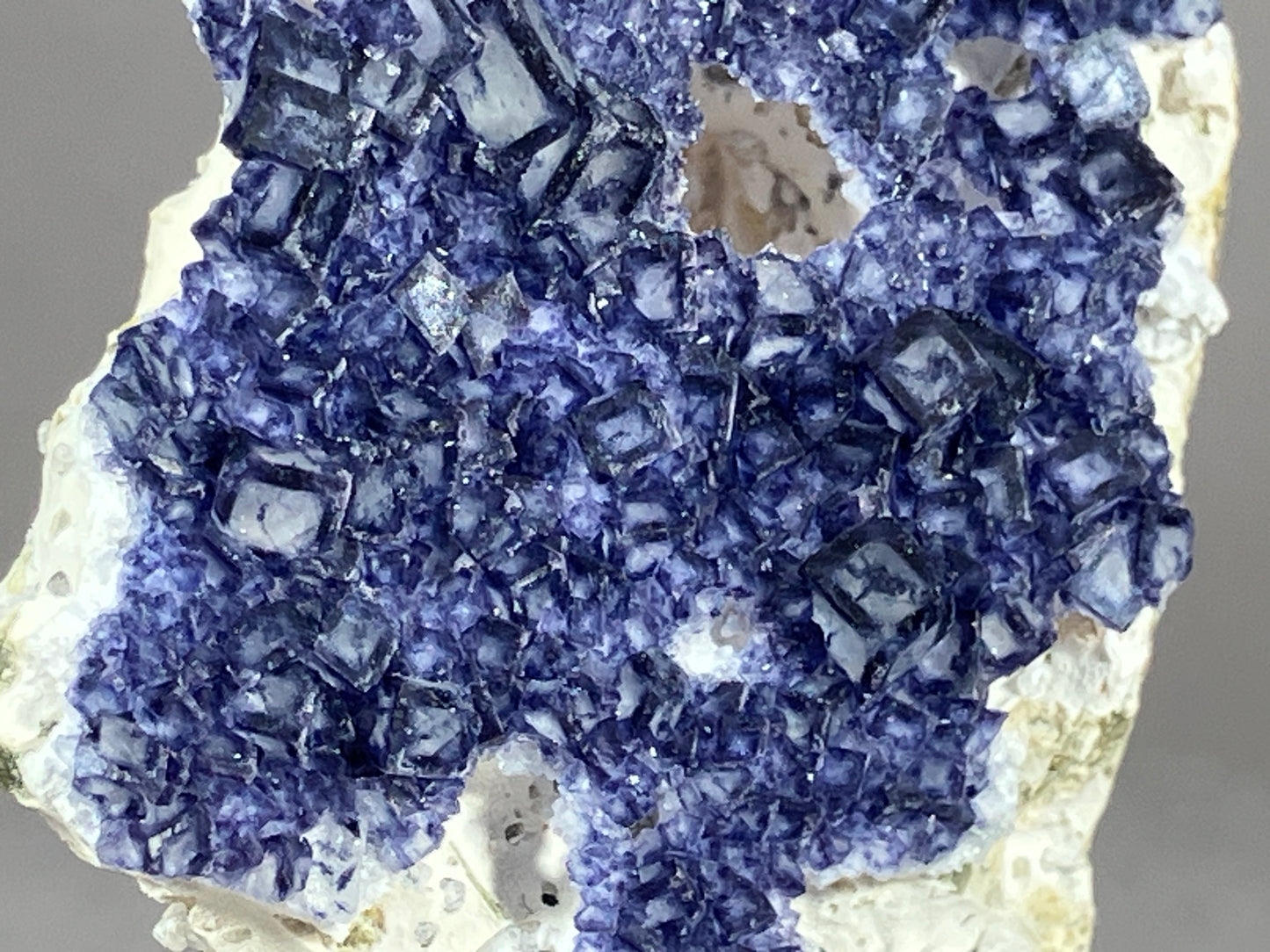 Fluorit - Chifeng/China ca. 4x3,5cm