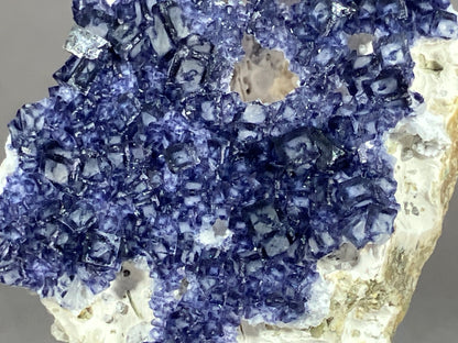Fluorit - Chifeng/China ca. 4x3,5cm
