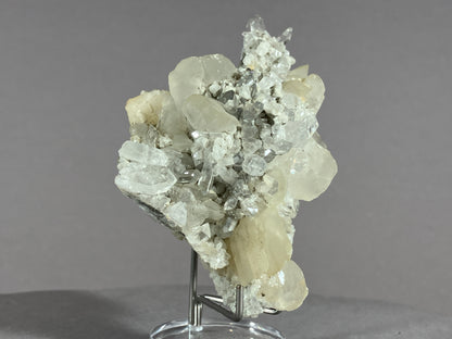 Bergkristall/Calcit - Pfunds/Tirol ca. 7x5cm