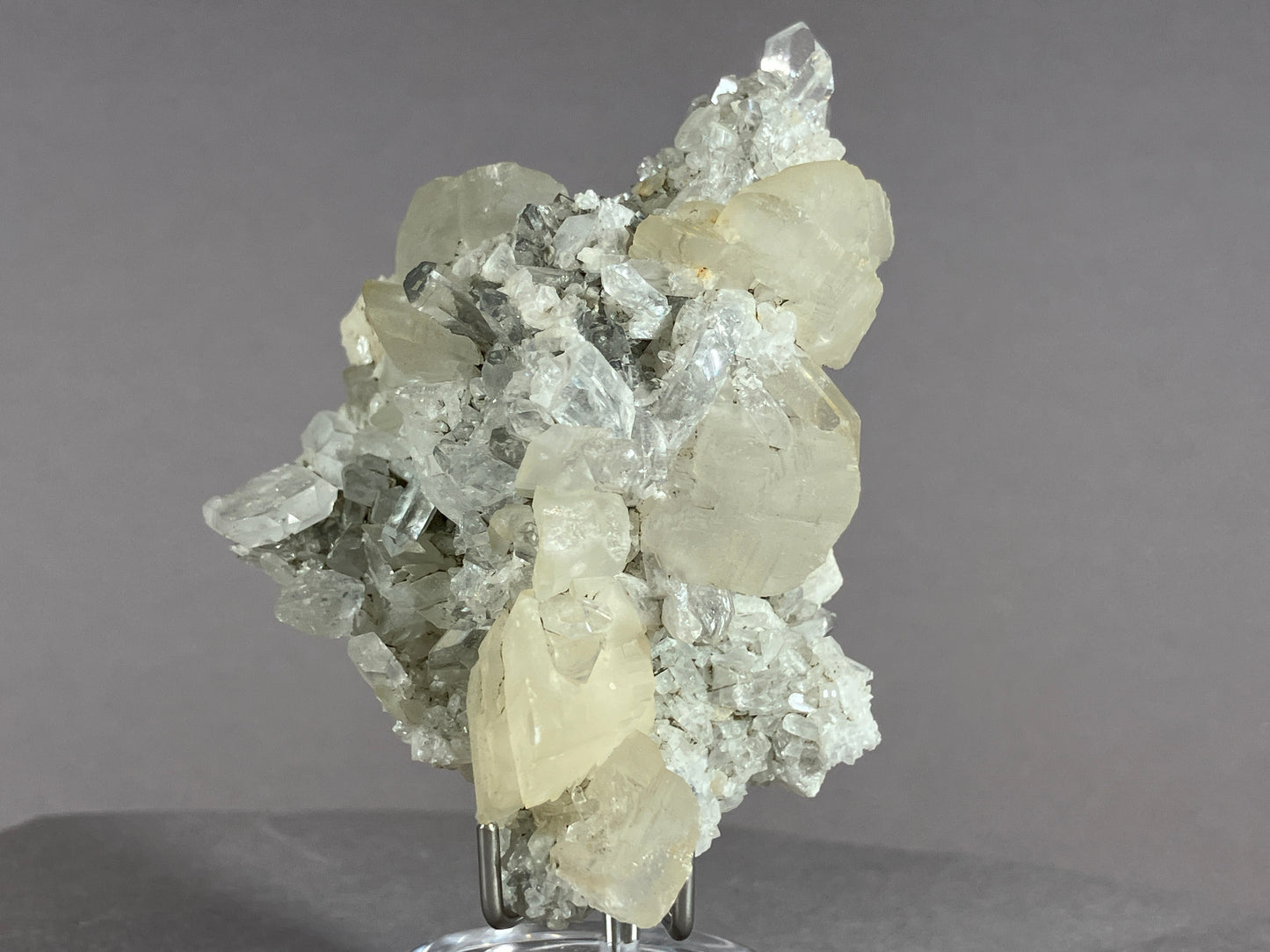 Bergkristall/Calcit - Pfunds/Tirol ca. 7x5cm