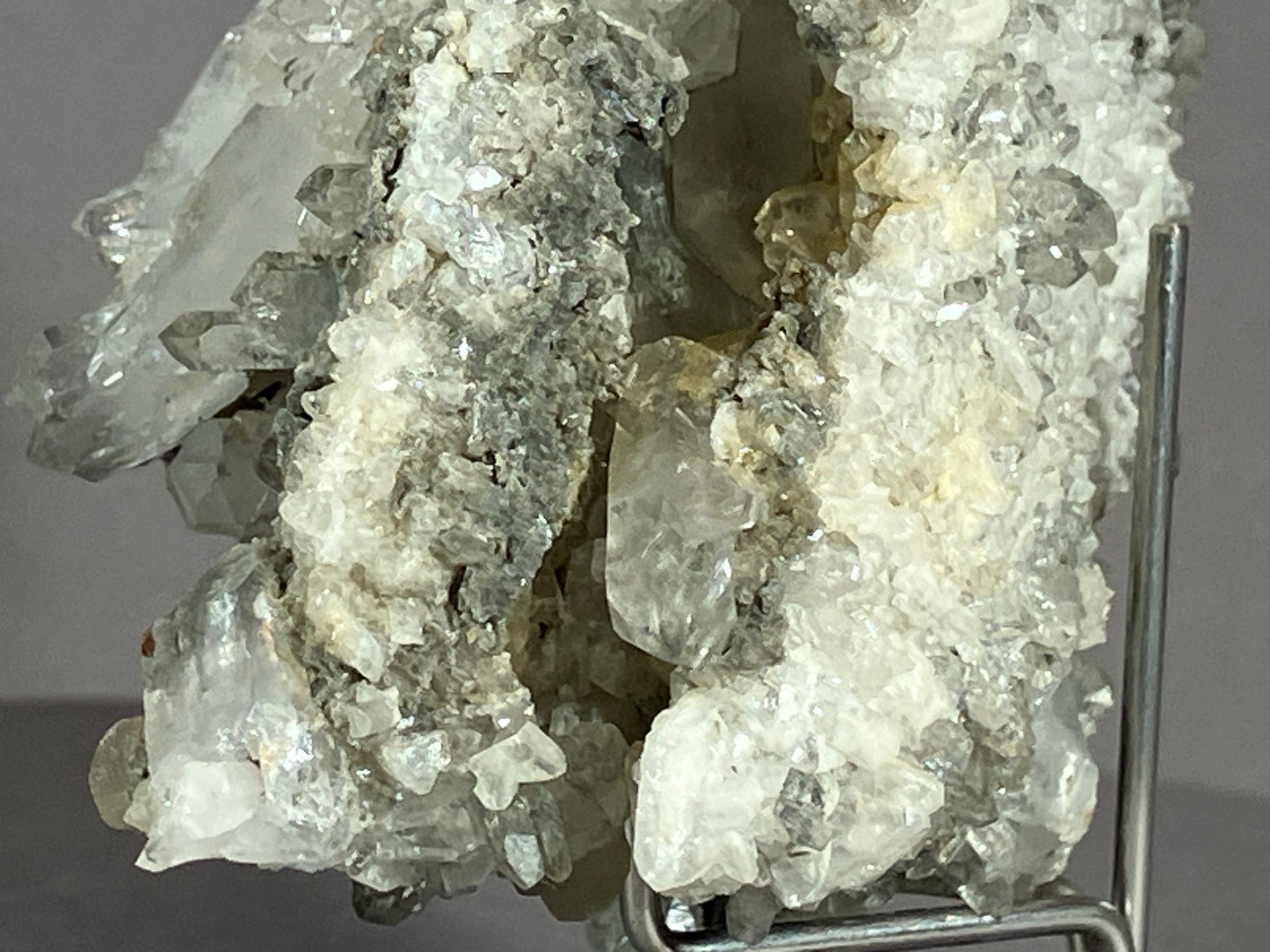Bergkristall/Calcit - Pfunds/Tirol a. 8x5cm