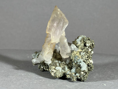 Amethyst/Pyrit - Siebenbürgen/Rumänien ca. 5x4,5cm