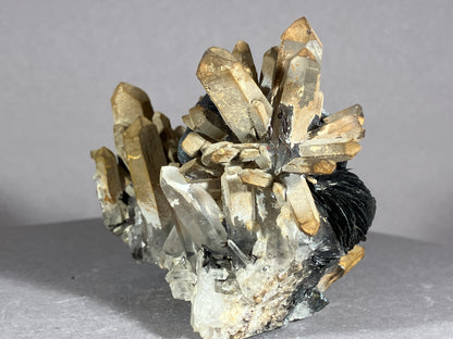 Hämatit/Bergkristall - Jinlong/China ca. 8x6,5cm