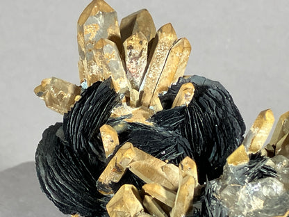 Hämatit/Bergkristall - Jinlong/China ca. 8x6,5cm