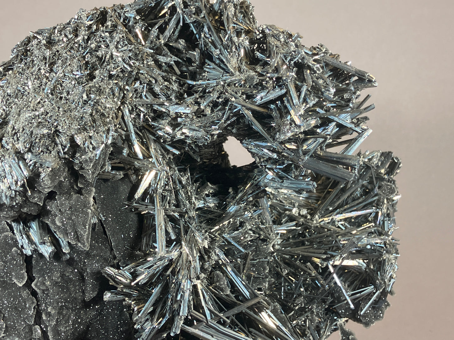 Antimonit/Stibnit - Hunan/China ca. 25x20cm