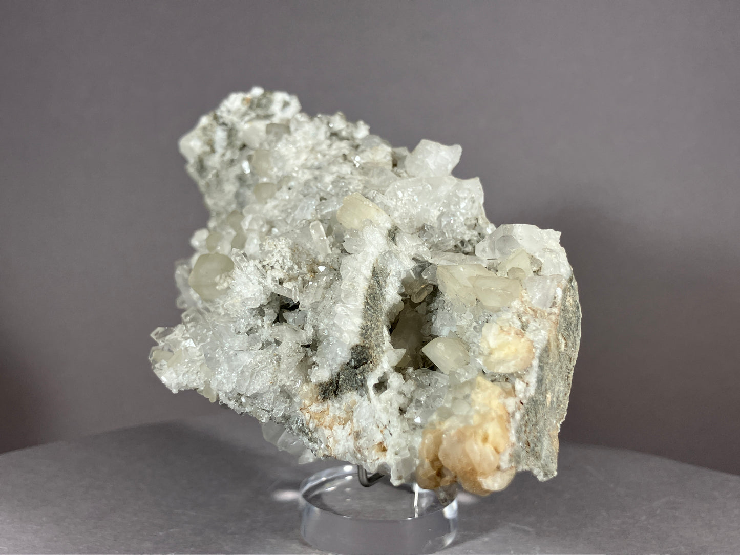 Bergkristall/Calcit - Pfunds/Tirol ca. 12x7cm