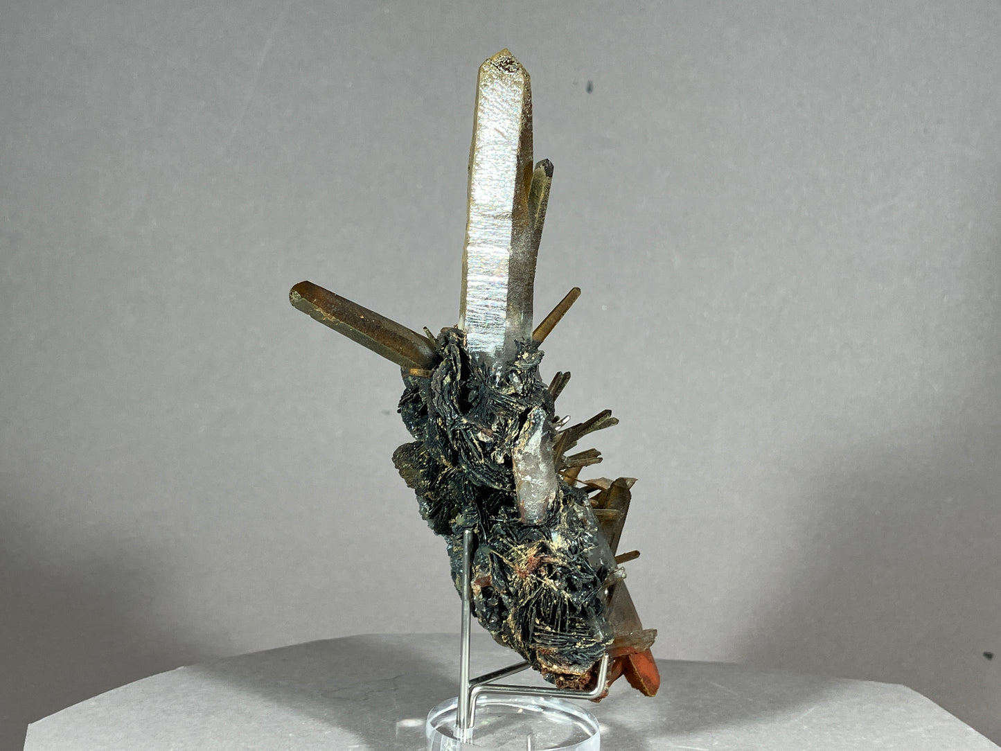 Hämatit/Bergkristall - Jinlong/China ca. 11x5cm