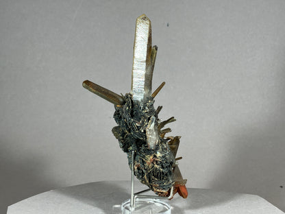 Hämatit/Bergkristall - Jinlong/China ca. 11x5cm