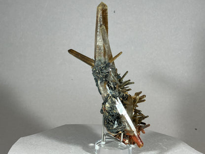 Hämatit/Bergkristall - Jinlong/China ca. 11x5cm