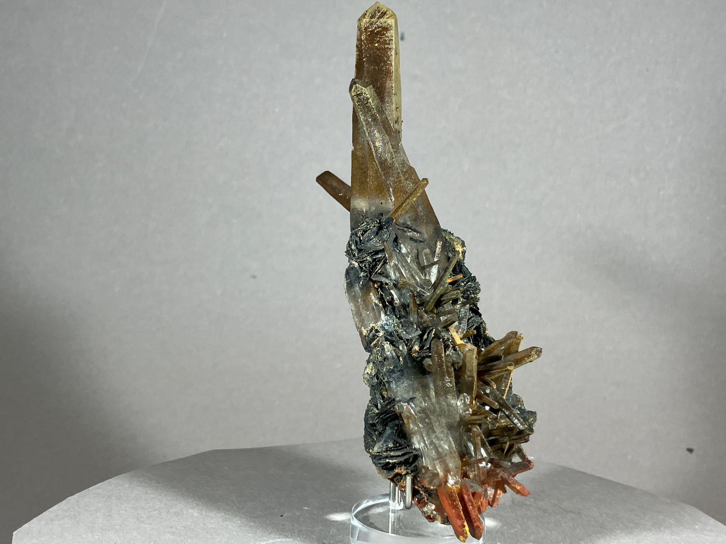 Hämatit/Bergkristall - Jinlong/China ca. 11x5cm