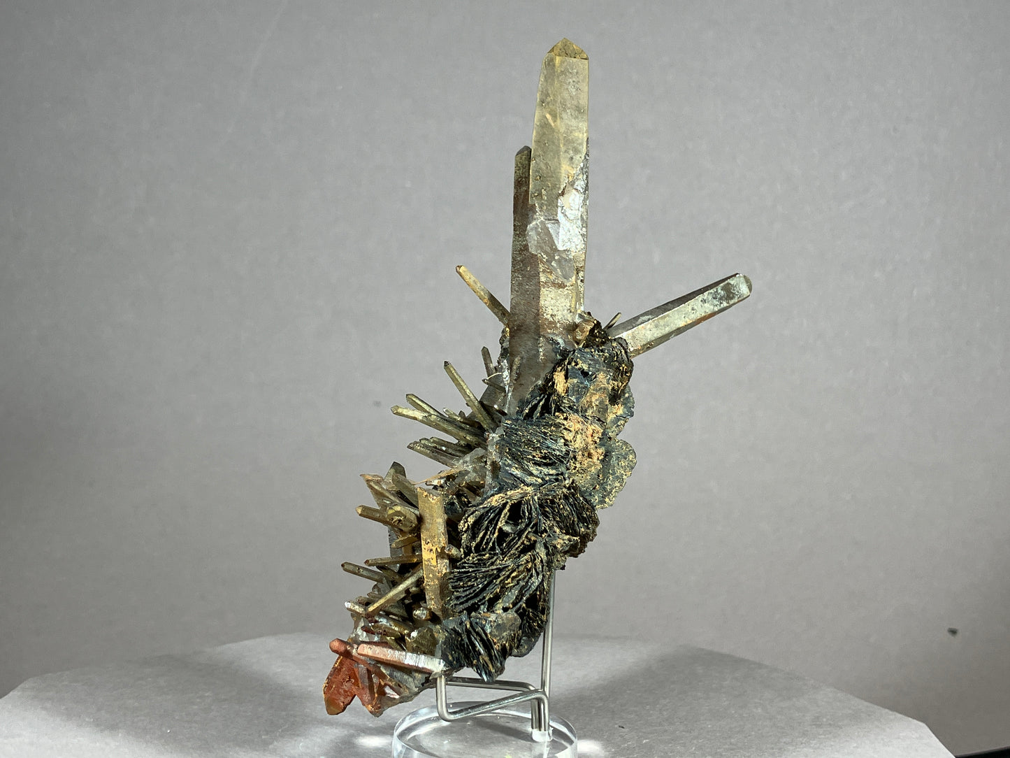 Hämatit/Bergkristall - Jinlong/China ca. 11x5cm