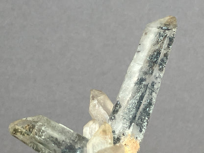 Hämatit/Bergkristall - Jinlong/China ca. 8x5,5cm