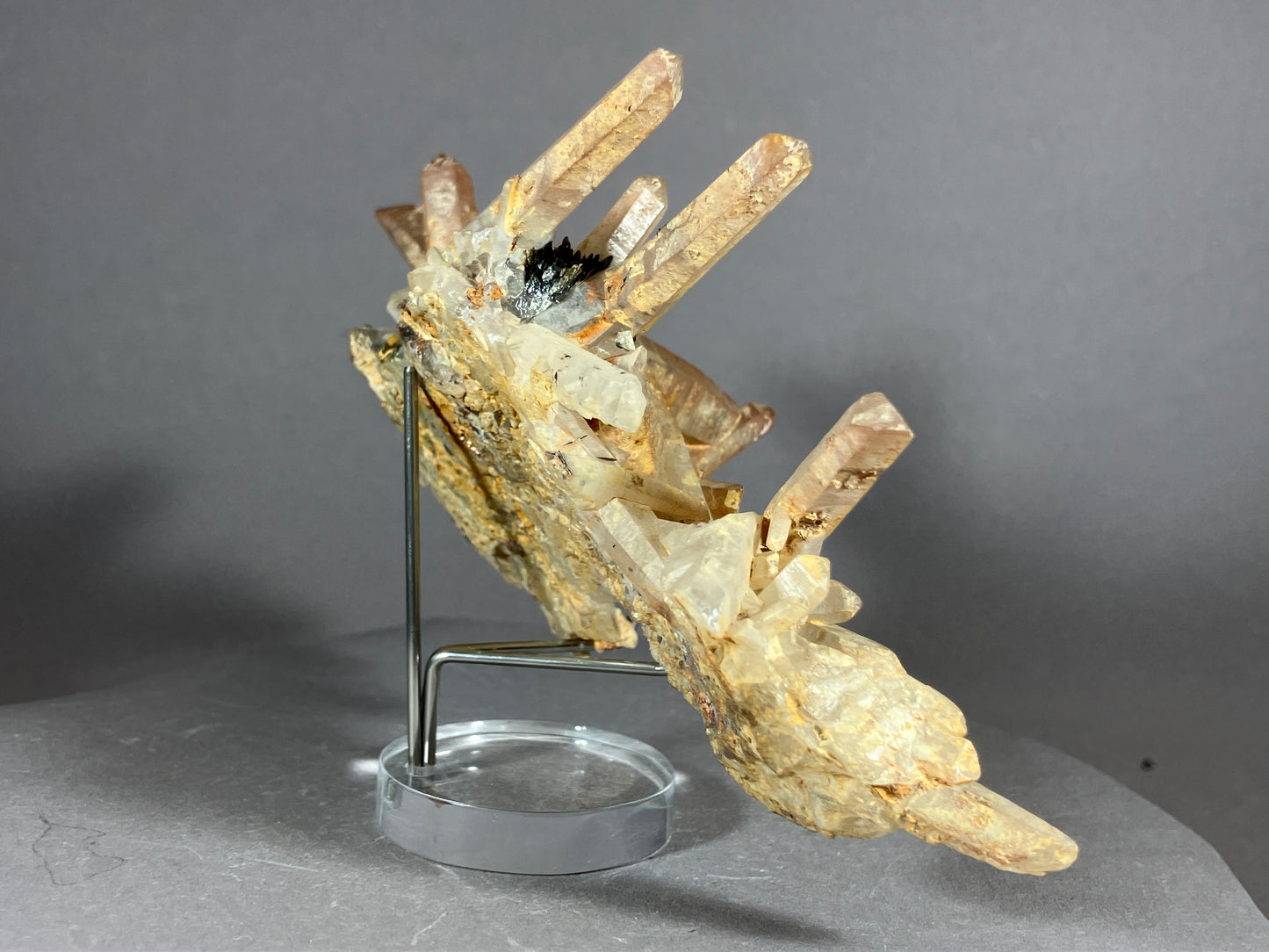 Hämatit/Bergkristall - Jinlong/China ca. 13x9cm