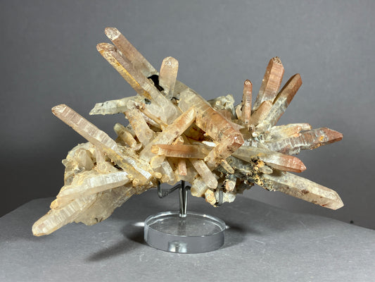 Hämatit/Bergkristall - Jinlong/China ca. 13x9cm