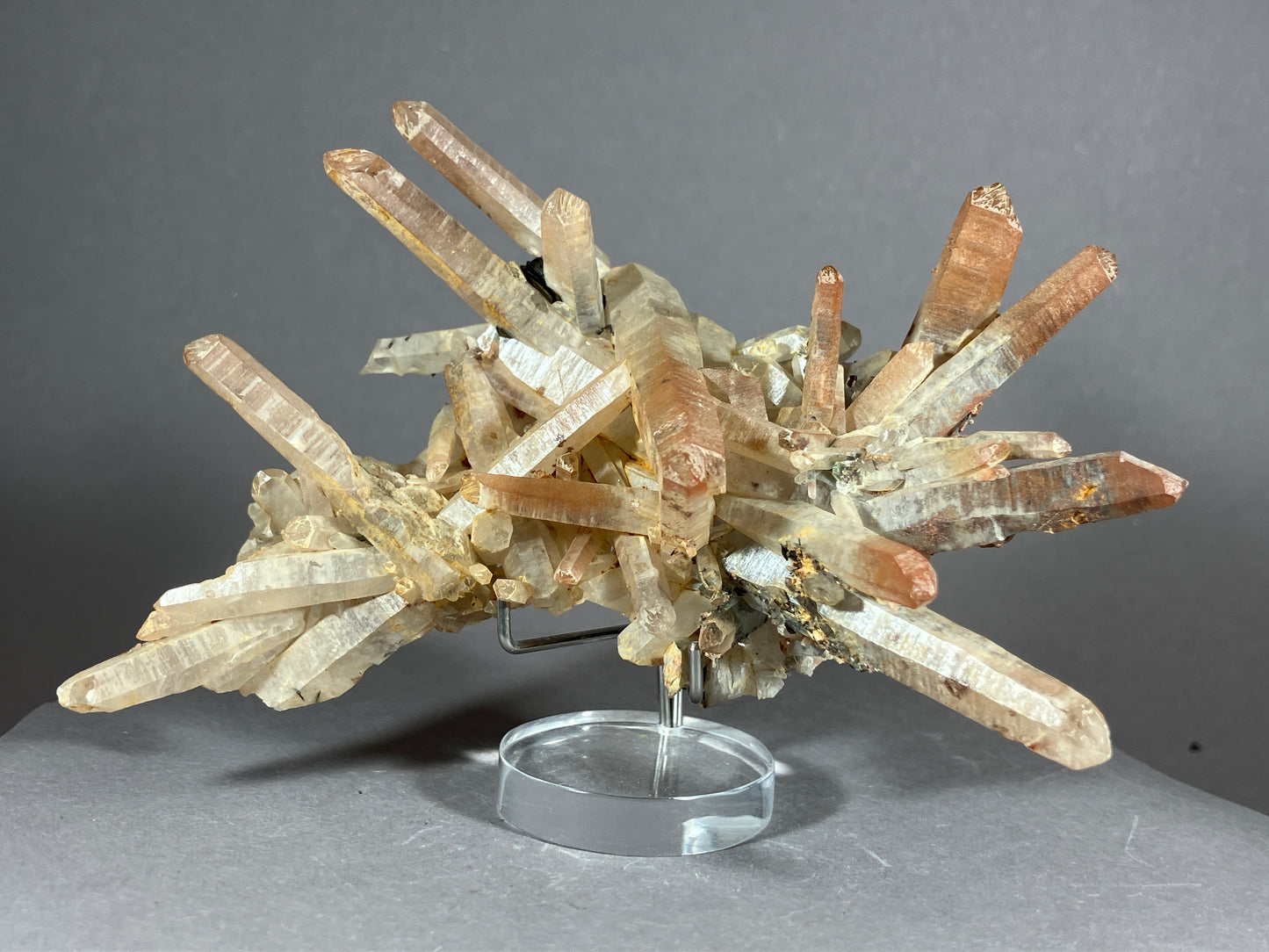 Hämatit/Bergkristall - Jinlong/China ca. 13x9cm