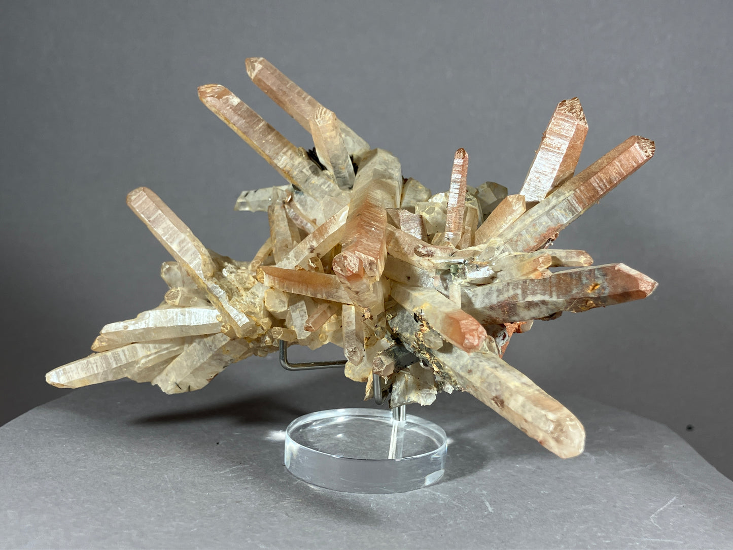 Hämatit/Bergkristall - Jinlong/China ca. 13x9cm