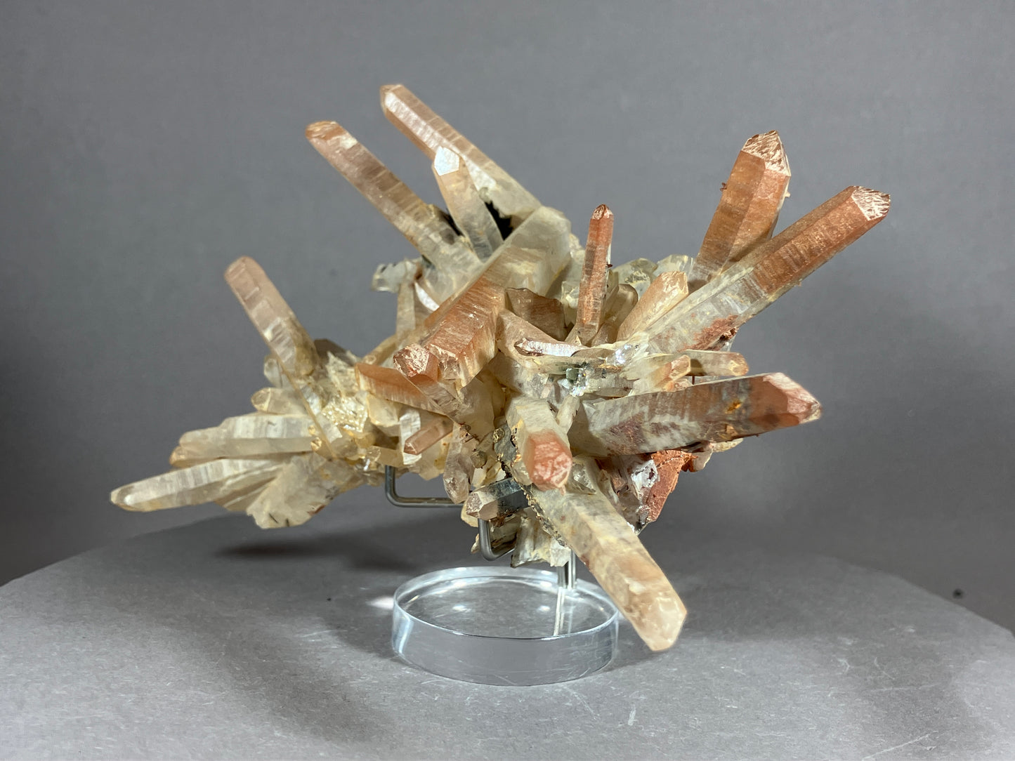 Hämatit/Bergkristall - Jinlong/China ca. 13x9cm